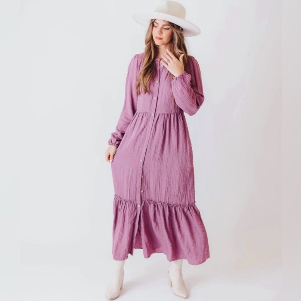 NWT Listicle Liddell Light Plum Maxi Dress - size (M)